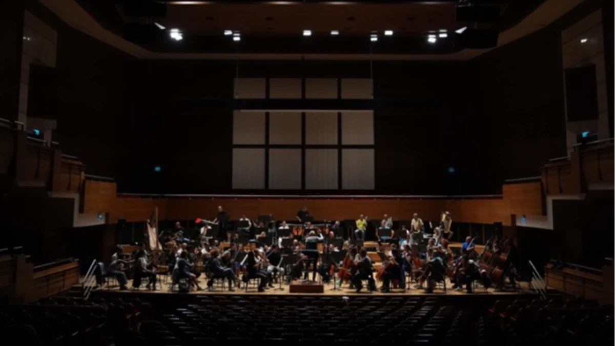 İzmir Devlet Senfoni Orkestrası yeni sezona Beethoven ve Çaykovski’yle başladı İzmir Devlet Senfoni Orkestrası yeni sezona Beethoven ve Çaykovski’yle başladı