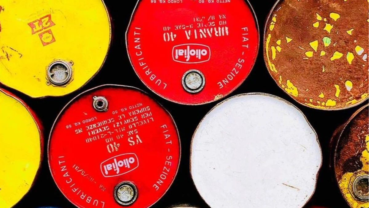 Japonya petrol rezervlerini açıyor: 80 milyon varil piyasaya sürülecek Japonya petrol rezervlerini açıyor: 80 milyon varil piyasaya sürülecek