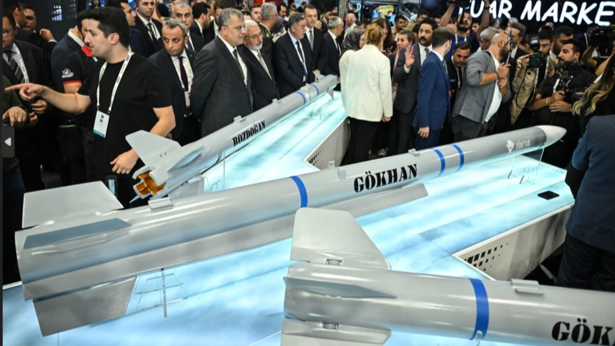 KAAN ve KIZILELMA'nın yeni vurucu gücü 'GÖKHAN' tanıtıldı KAAN ve KIZILELMA'nın yeni vurucu gücü 'GÖKHAN' tanıtıldı