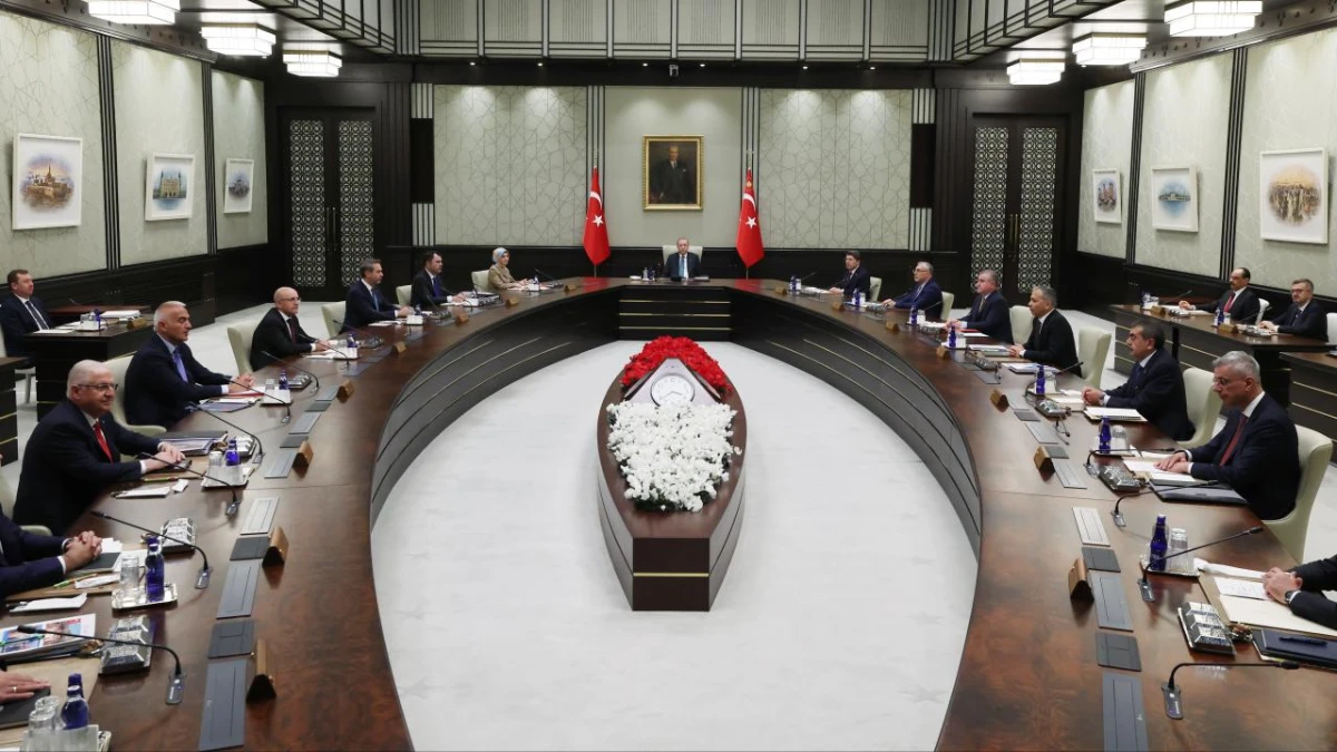Kabine bugün yoğun gündemle toplanıyor: Masada hangi konular var? Kabine bugün yoğun gündemle toplanıyor: Masada hangi konular var?