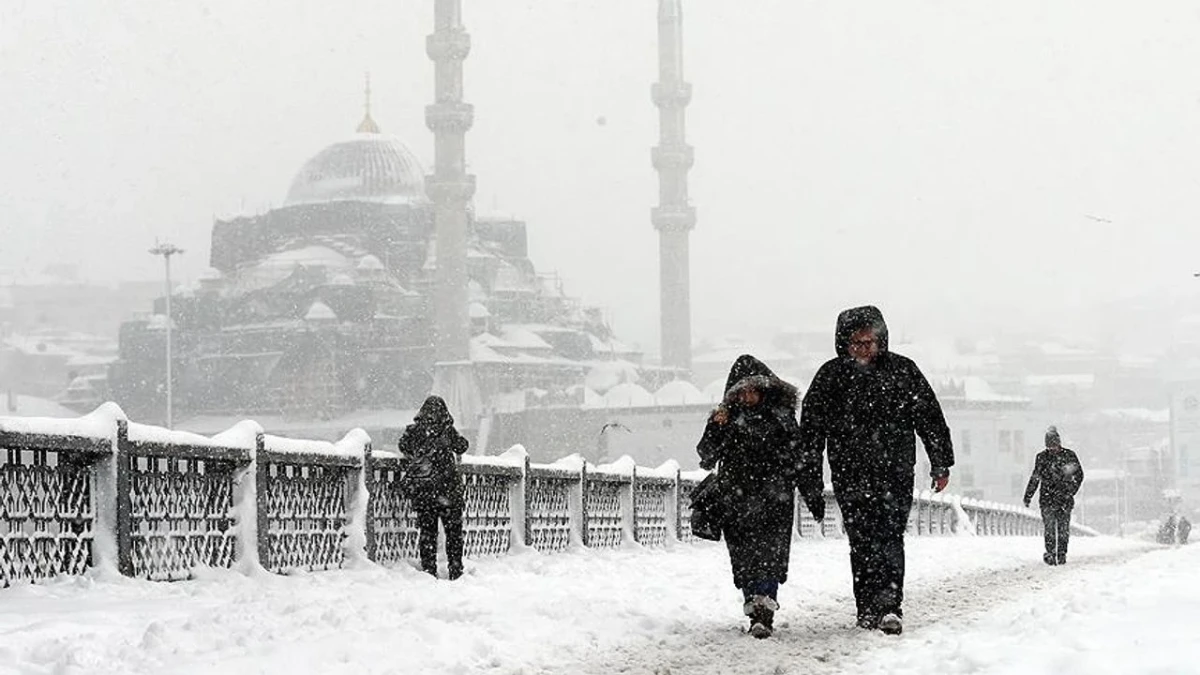 KAR YAĞIŞI NEDENİYLE EĞİTİME ARA VEREN ŞEHİRLER: Hangi il ve ilçelerde kar tatili oldu, kaç gün sürecek? KAR YAĞIŞI NEDENİYLE EĞİTİME ARA VEREN ŞEHİRLER: Hangi il ve ilçelerde kar tatili oldu, kaç gün sürecek?