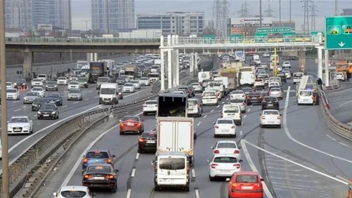 Karayolları Genel Müdürlüğü uyardı: Mahmutbey gişelerden geçecekler dikkat! Yol çalışması var Karayolları Genel Müdürlüğü uyardı: Mahmutbey gişelerden geçecekler dikkat! Yol çalışması var