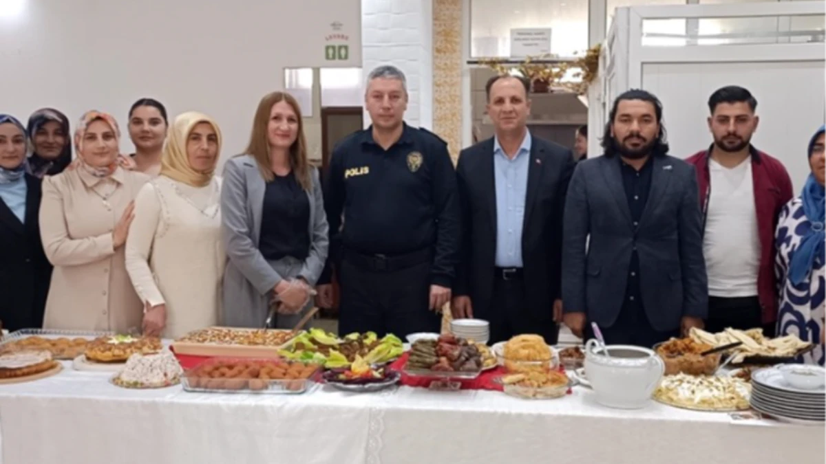 Kars'ta yöresel lezzetlerin ve ürünlerin tanıtımı yapıldı Kars'ta yöresel lezzetlerin ve ürünlerin tanıtımı yapıldı