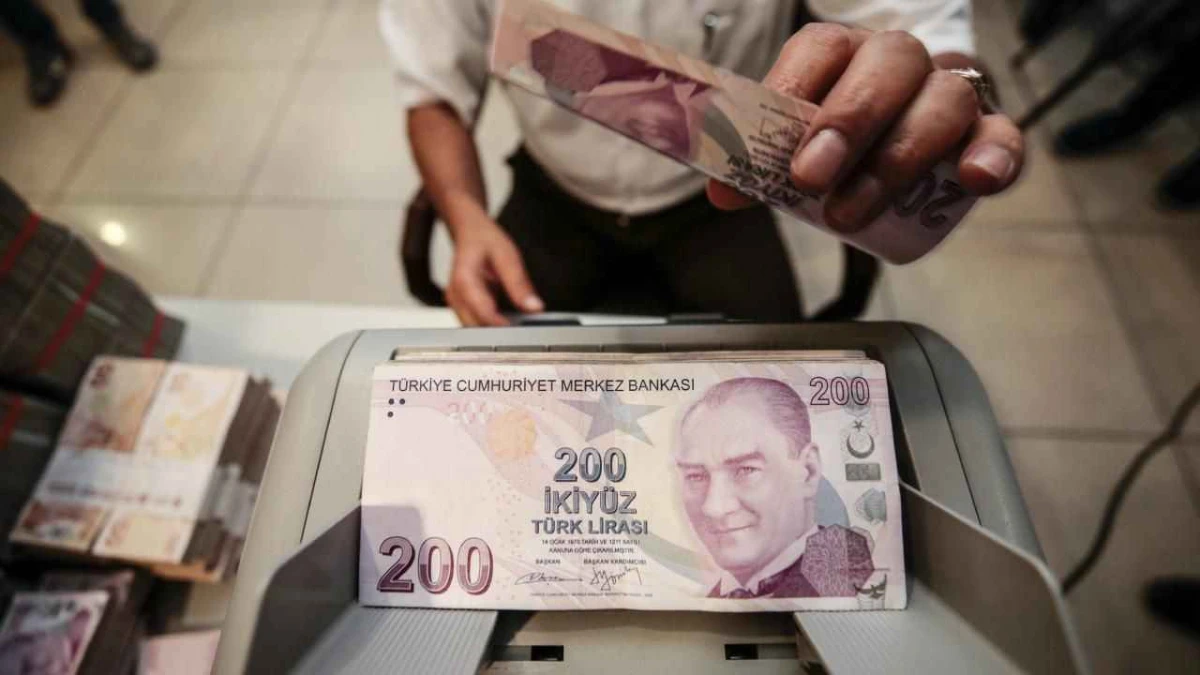 KKM'deki düşüş sürüyor: Bakiye 744 milyar liraya geriledi KKM'deki düşüş sürüyor: Bakiye 744 milyar liraya geriledi