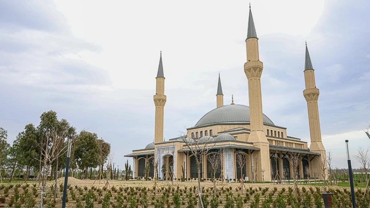 KKTC'de yapımı tamamlanan Millet Camisi ramazana hazır KKTC'de yapımı tamamlanan Millet Camisi ramazana hazır