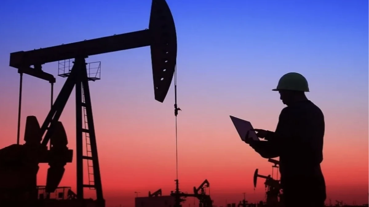 Körfez’deki tansiyon petrolü körüklüyor: BRENT 82 doları aştı Körfez’deki tansiyon petrolü körüklüyor: BRENT 82 doları aştı