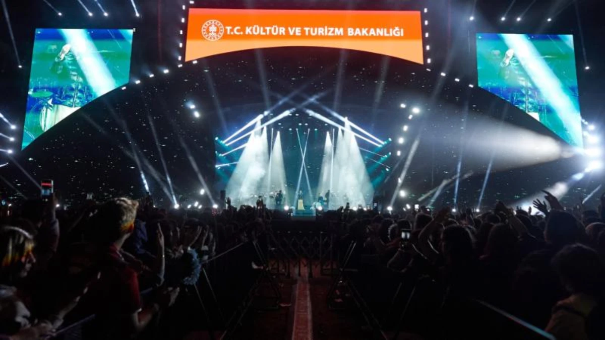 Kültür Yolu rotası genişliyor: 2026'da 26 şehirde kültür sanat şöleni yaşanacak Kültür Yolu rotası genişliyor: 2026'da 26 şehirde kültür sanat şöleni yaşanacak