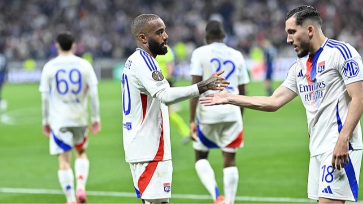 Lyon'un ligden düşürülme cezası kalktı! Lyon'un ligden düşürülme cezası kalktı!