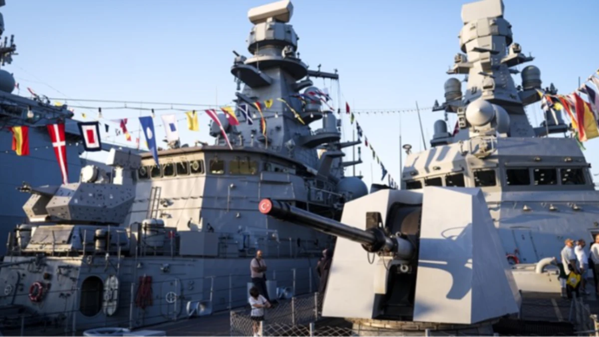 Mavi Vatan'ın vurucu güçleri TEKNOFEST'te omuz omuza: Çok yönlü savaş gücü! Mavi Vatan'ın vurucu güçleri TEKNOFEST'te omuz omuza: Çok yönlü savaş gücü!