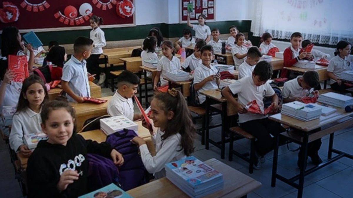 MEB 2026 TATİLLER TAKVİMİ| Okullar ne zaman tatil olacak, yarıyıl tatili ne zaman başlıyor? MEB 2026 TATİLLER TAKVİMİ| Okullar ne zaman tatil olacak, yarıyıl tatili ne zaman başlıyor?