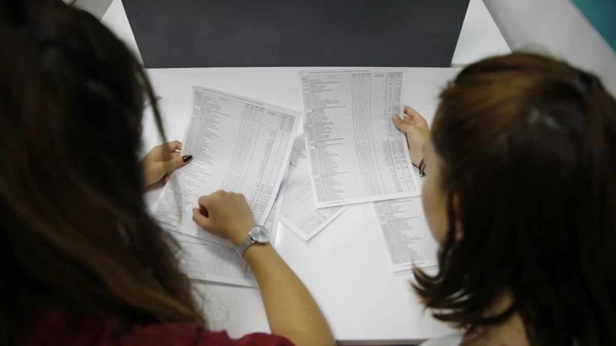 MEB, YKS için velilere yönelik kılavuz hazırladı MEB, YKS için velilere yönelik kılavuz hazırladı