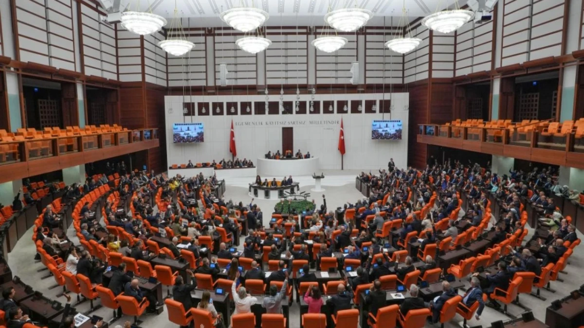 Meclis, yoğun mesaiyle yasama yılını tamamladı: Yıl boyunca neler görüşüldü? Meclis, yoğun mesaiyle yasama yılını tamamladı: Yıl boyunca neler görüşüldü?
