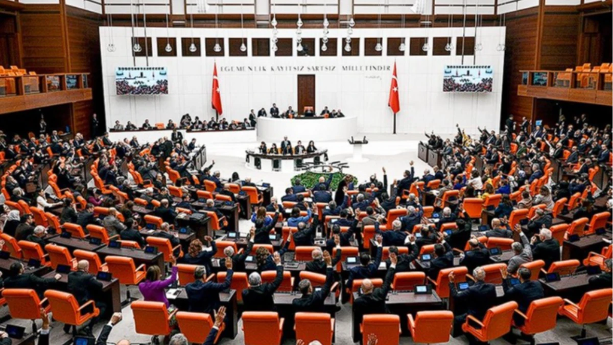 Meclis’te taksi, basın ve Emniyet düzenlemeleri ele alınacak Meclis’te taksi, basın ve Emniyet düzenlemeleri ele alınacak