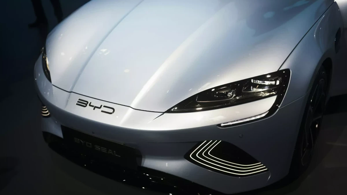 Menzil kaygısına son: BYD, 9 dakikalda şarj olan Blade EV bataryasını tanıttı Menzil kaygısına son: BYD, 9 dakikalda şarj olan Blade EV bataryasını tanıttı
