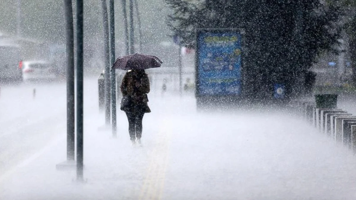 METEOROLOJİ SON DAKİKA: Sarı kodlu uyarı geldi: Sağanak ve fırtınaya dikkat! METEOROLOJİ SON DAKİKA: Sarı kodlu uyarı geldi: Sağanak ve fırtınaya dikkat!