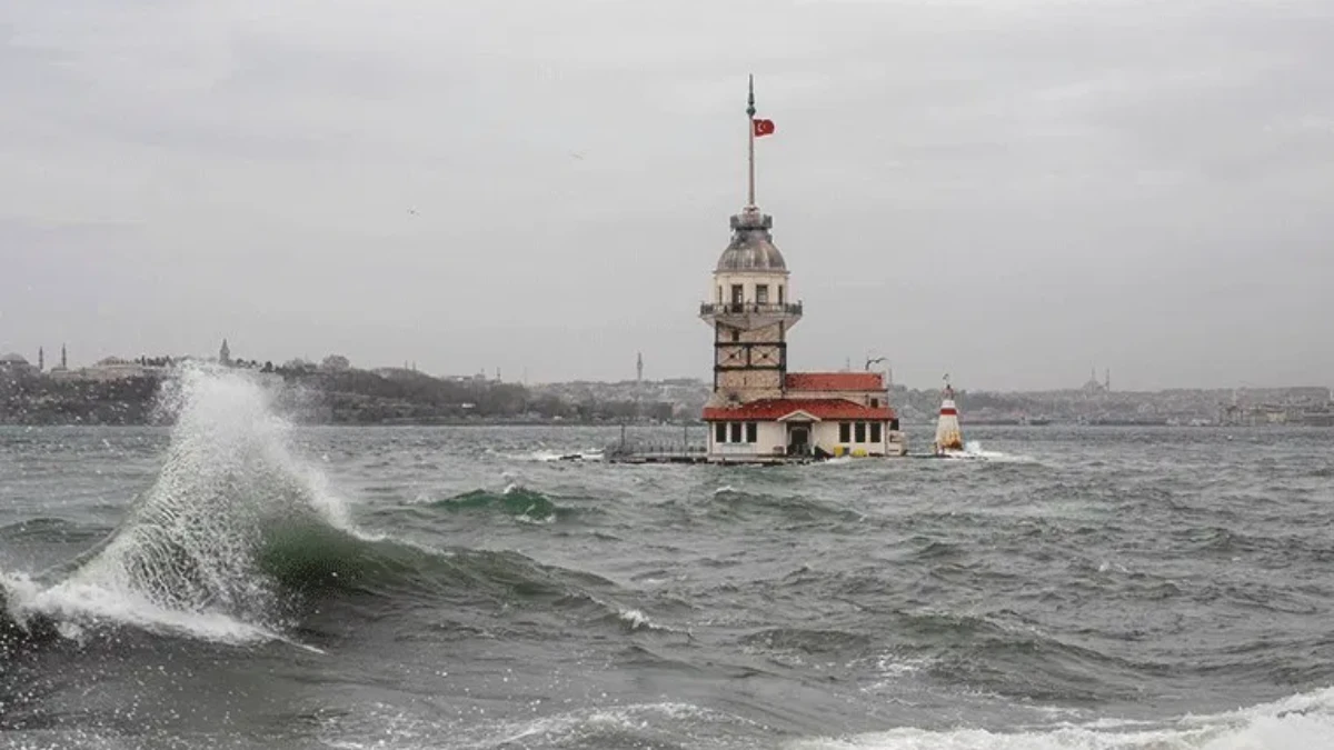 Meteoroloji'den uyarı: Bugün kuvvetli yağış ve rüzgar var, hafta başı hava değişiyor Meteoroloji'den uyarı: Bugün kuvvetli yağış ve rüzgar var, hafta başı hava değişiyor