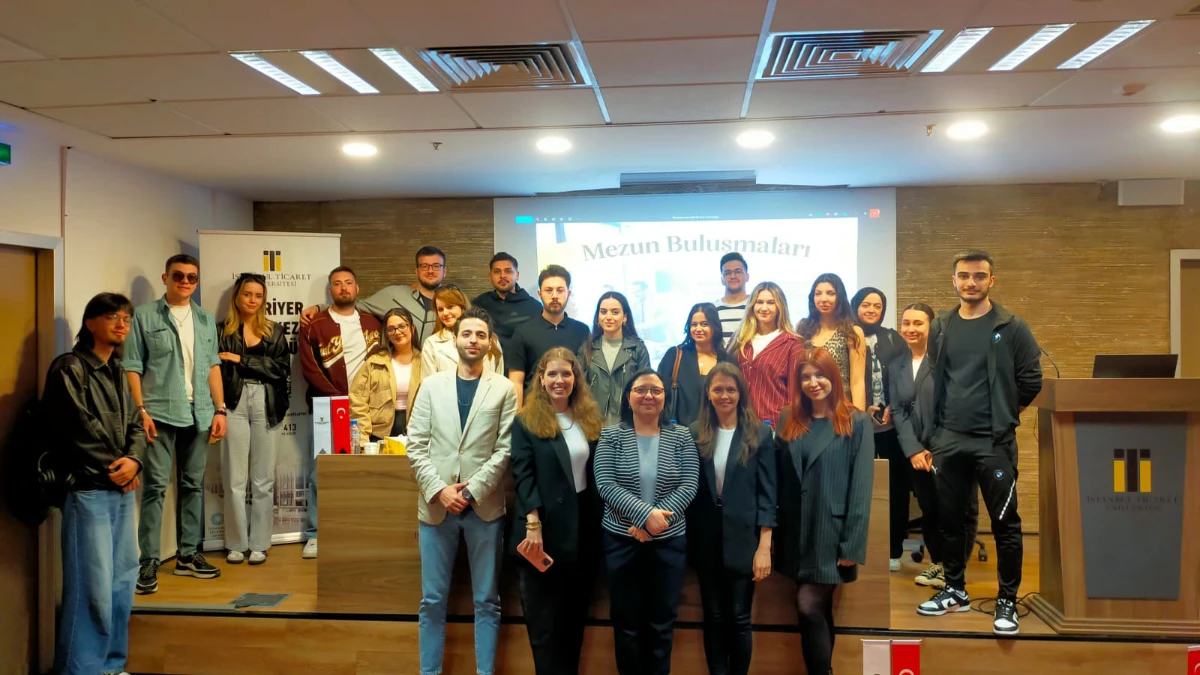 Mezunlar tecrübelerini anlattı Mezunlar tecrübelerini anlattı