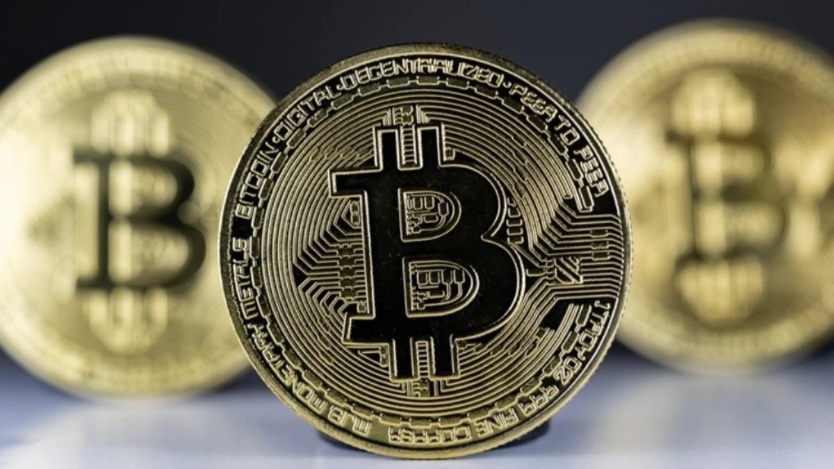 MicroStrategy hisse satarak Bitcoin aldı: Toplam varlık 717 bin 722 adede çıktı MicroStrategy hisse satarak Bitcoin aldı: Toplam varlık 717 bin 722 adede çıktı