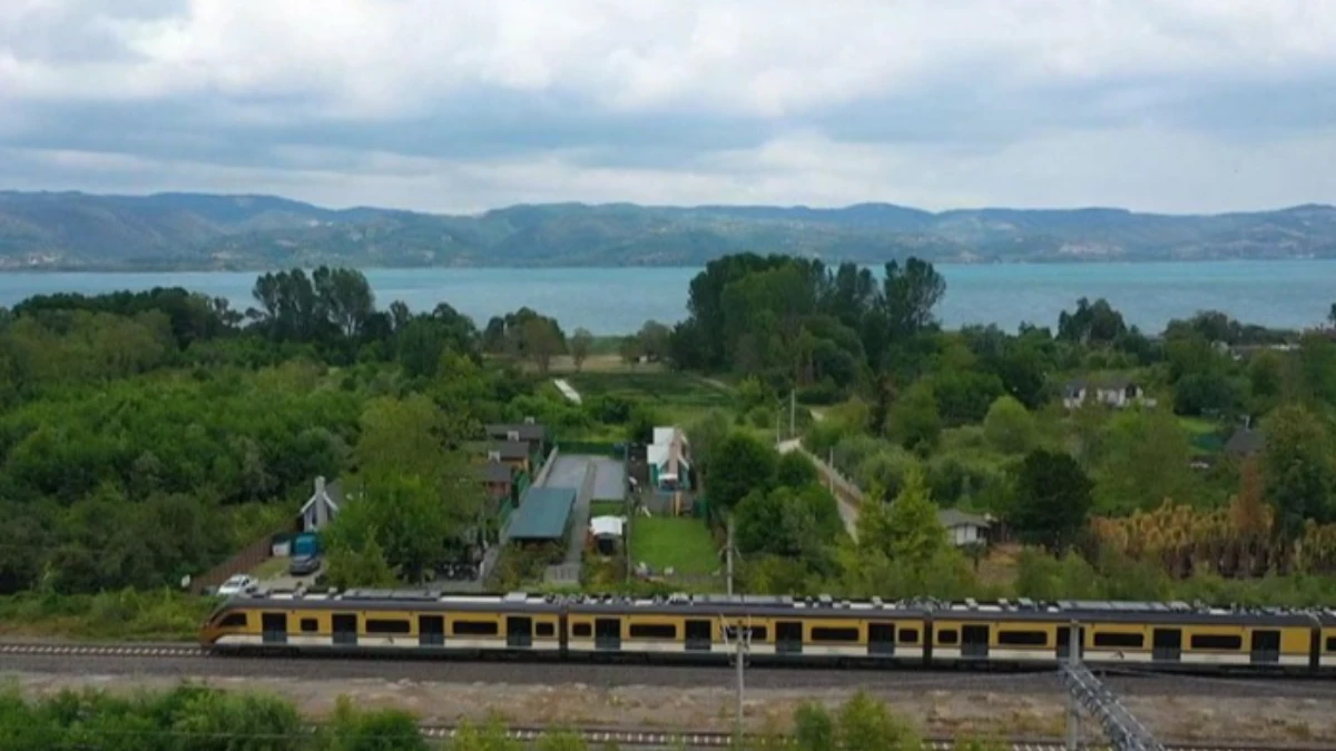 Milli banliyö tren setinin üretimde yeni aşama! Milli banliyö tren setinin üretimde yeni aşama!