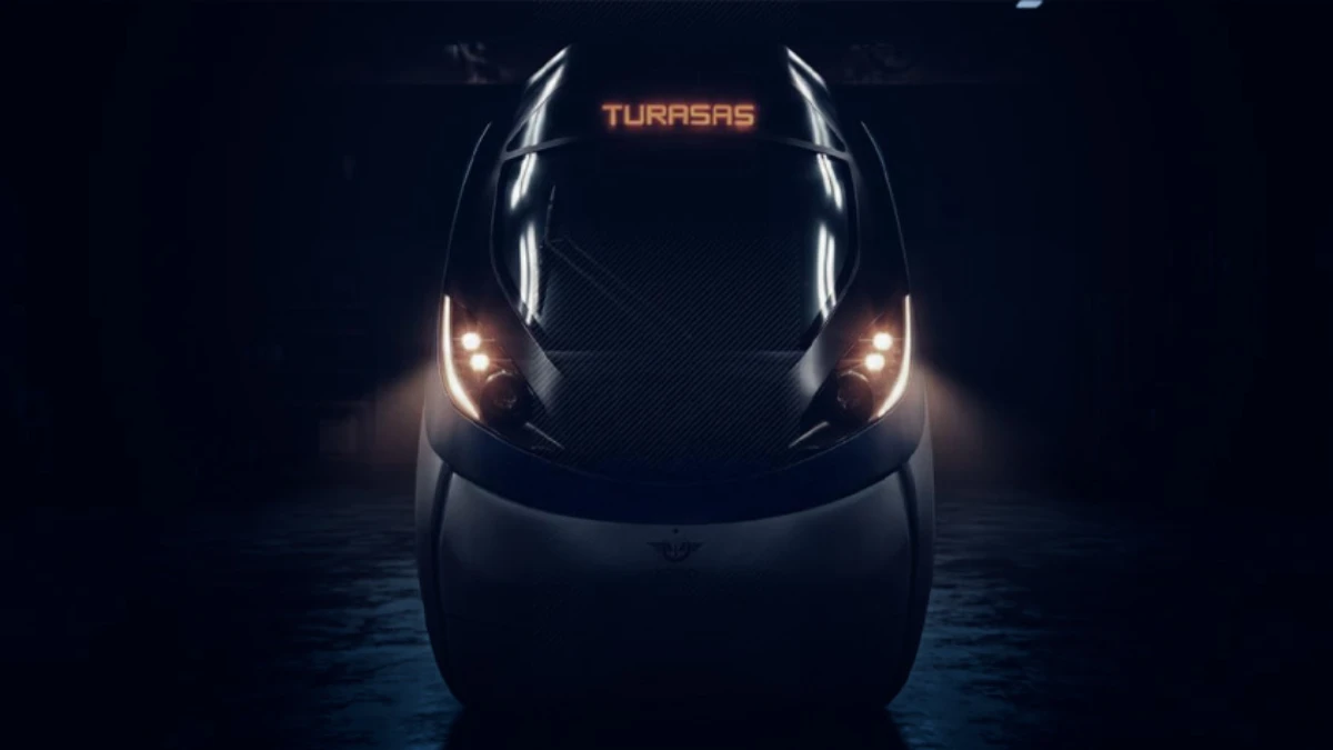 Milli elektrikli trenin üretimi tamamlandı: Raylara iniyor