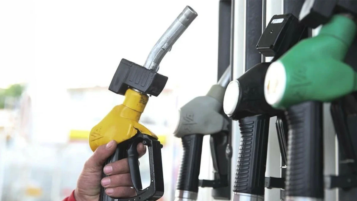 Motorine zam geldi, şimdi indirim yolda! 11 nisan güncel benzin fiyatı, motorin fiyatları ve akaryakıt fiyatları Motorine zam geldi, şimdi indirim yolda! 11 nisan güncel benzin fiyatı, motorin fiyatları ve akaryakıt fiyatları