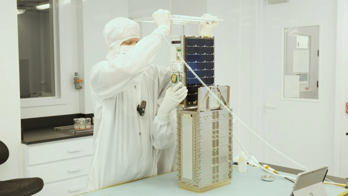 NASA'nın mini uydusu SPARCS ilk görüntüleri gönderdi NASA'nın mini uydusu SPARCS ilk görüntüleri gönderdi
