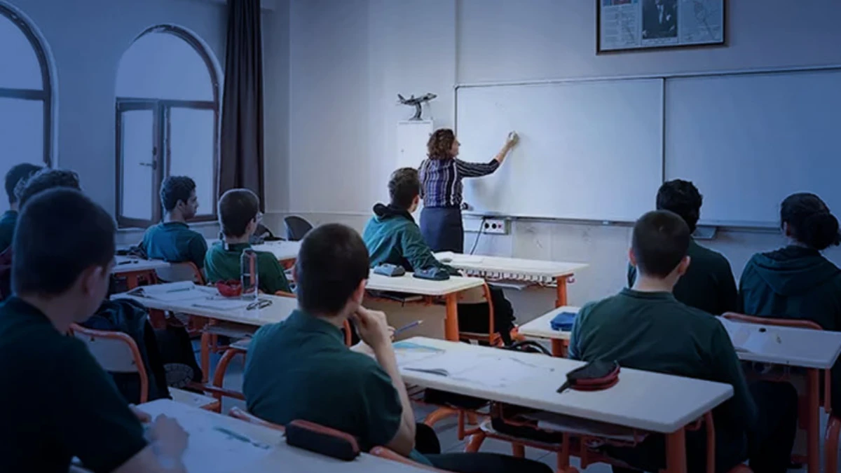 Okullar ne zaman açılıyor? 15 tatil bitiş tarihi ve 2. dönem başlangıç günü Okullar ne zaman açılıyor? 15 tatil bitiş tarihi ve 2. dönem başlangıç günü