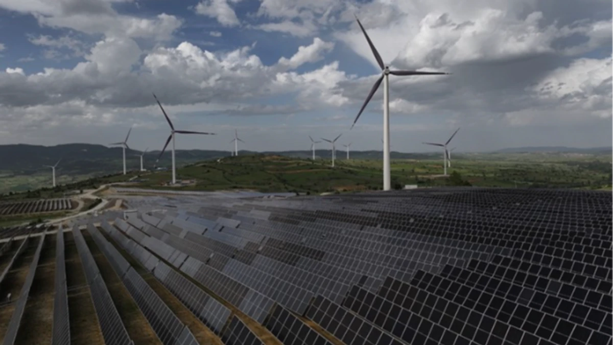 Pakistan’da enerji rotası değişiyor! Yenilenebilir kaynaklar ön planda Pakistan’da enerji rotası değişiyor! Yenilenebilir kaynaklar ön planda