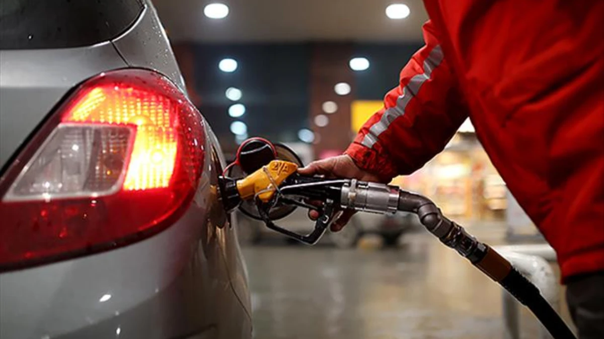 Petrol fiyatları dibi gördü: Benzin ve motorine 1.5 TL indirim beklentisi Petrol fiyatları dibi gördü: Benzin ve motorine 1.5 TL indirim beklentisi