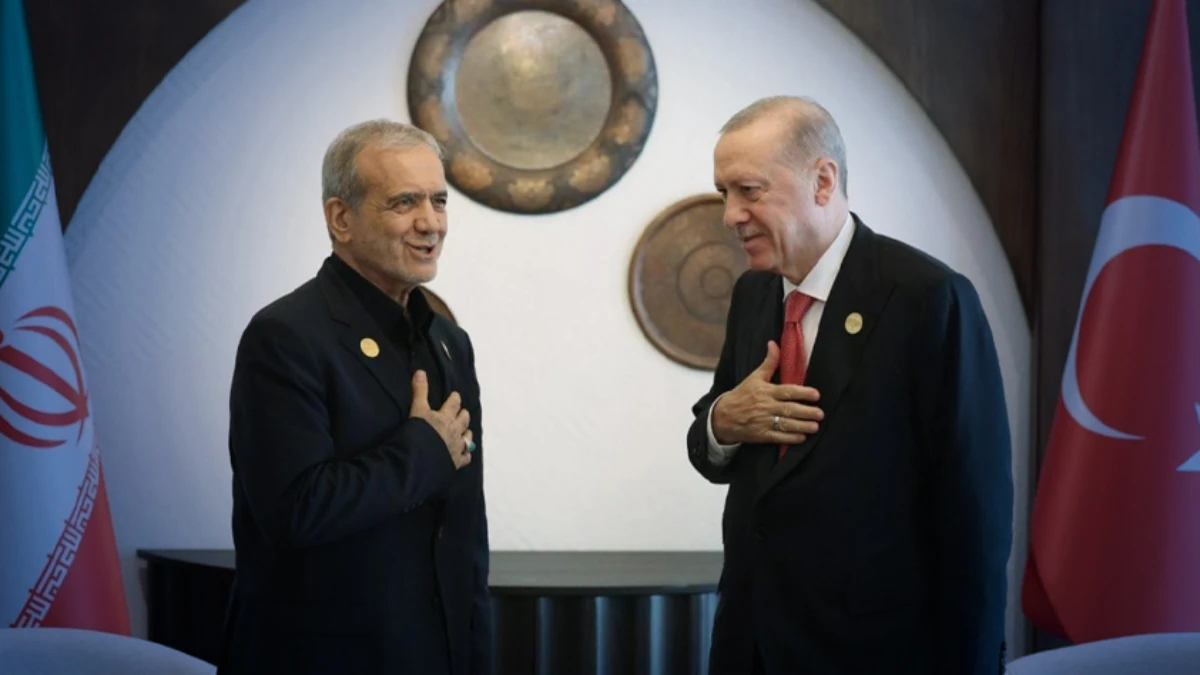 Pezeşkiyan: Türkiye'nin, İran'la etkileyici dayanışmasını takdir ediyoruz Pezeşkiyan: Türkiye'nin, İran'la etkileyici dayanışmasını takdir ediyoruz
