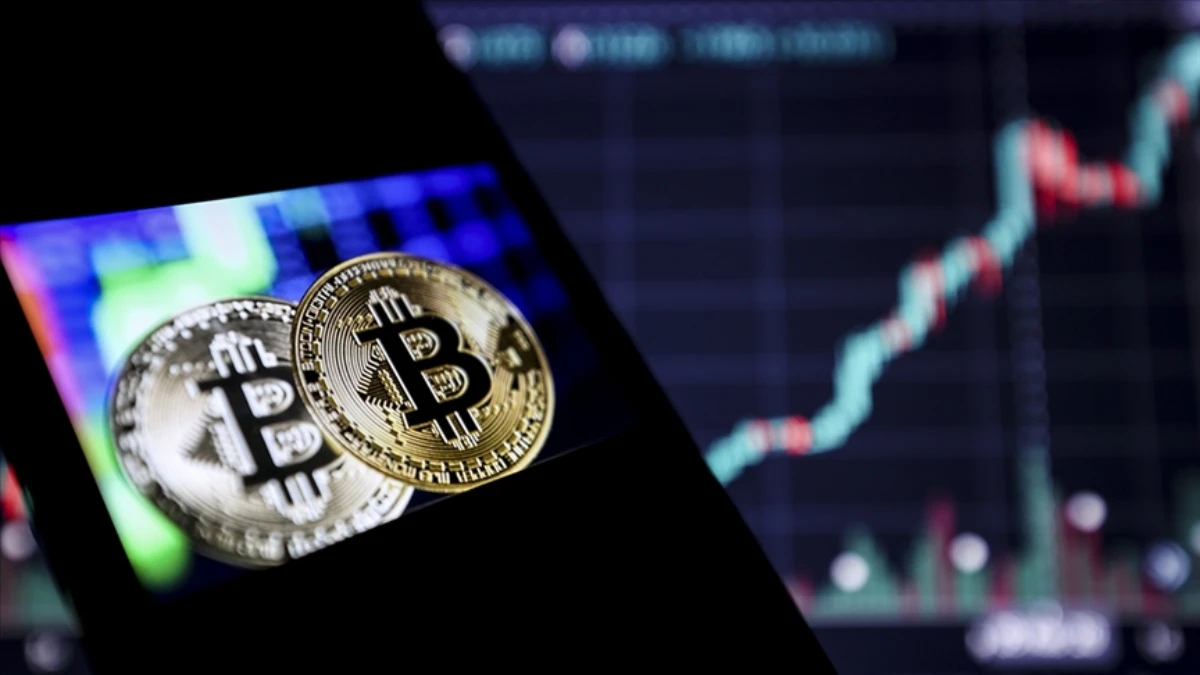 Rekor sonrası düşüş sürüyor: Bitcoin'de satış baskısı artıyor Rekor sonrası düşüş sürüyor: Bitcoin'de satış baskısı artıyor