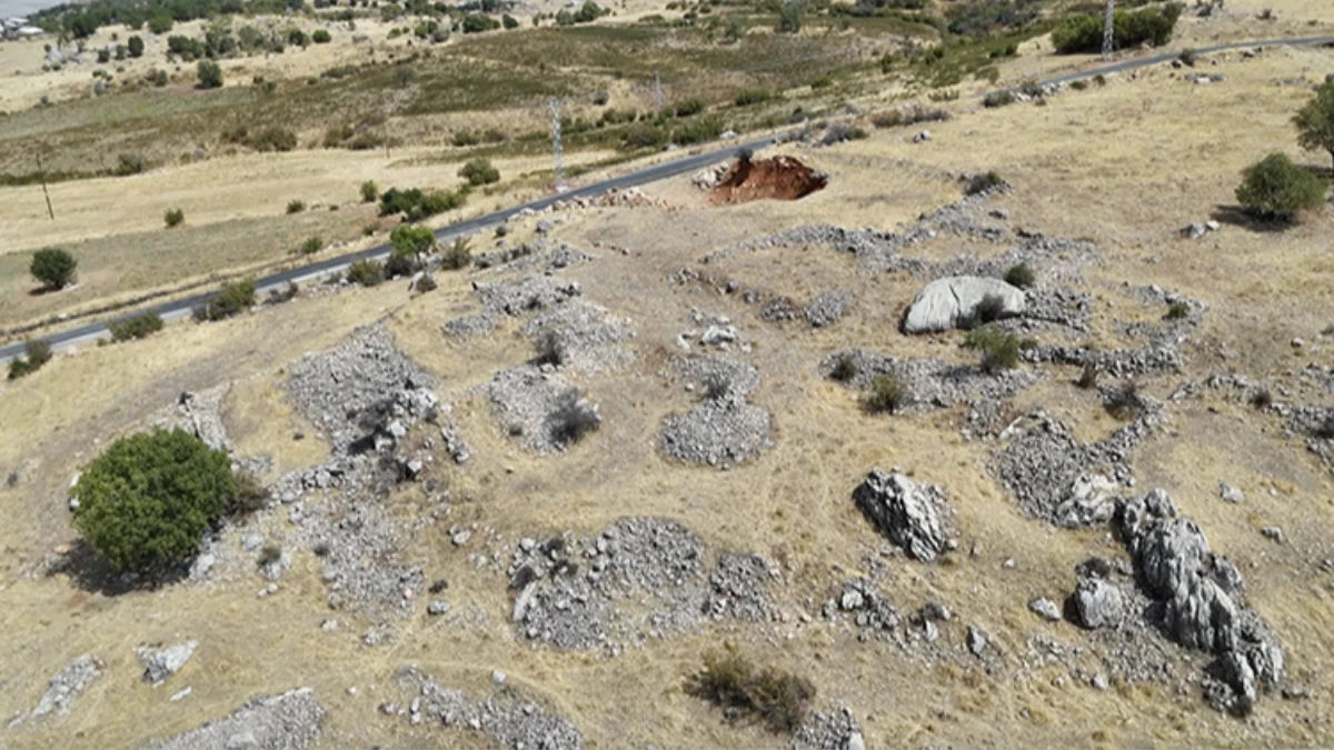 Roma dönemine ait yerleşim alanı Adıyaman kırsalında bulundu Roma dönemine ait yerleşim alanı Adıyaman kırsalında bulundu