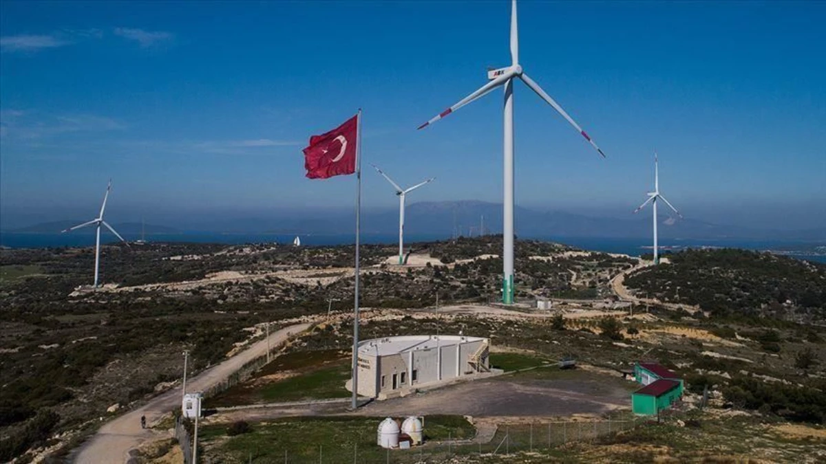 Rüzgarda büyük adım: Türkiye'nin kurulu gücü 13 bin megavatı aştı Rüzgarda büyük adım: Türkiye'nin kurulu gücü 13 bin megavatı aştı