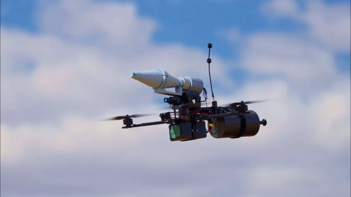 Esnek ve hassas taarruz kabiliyetli kamikaze dronlar