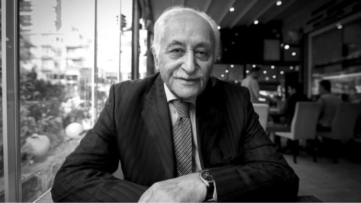 Şair ve yazar Yavuz Bülent Bakiler 89 yaşında vefat etti Şair ve yazar Yavuz Bülent Bakiler 89 yaşında vefat etti