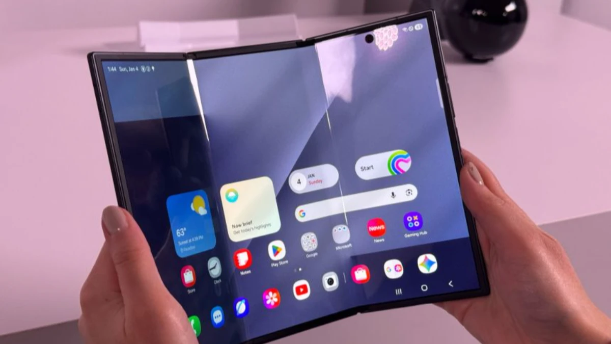 Samsung Galaxy Z Fold, 9600 mAh'lik batarya ile geliyor Samsung Galaxy Z Fold, 9600 mAh'lik batarya ile geliyor