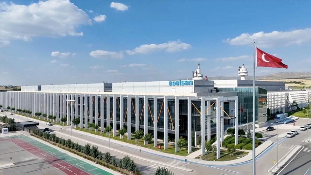 Savunma devi vites artırdı: 6 ayda 1,3 milyar dolarlık ihracat sözleşmesi Savunma devi vites artırdı: 6 ayda 1,3 milyar dolarlık ihracat sözleşmesi
