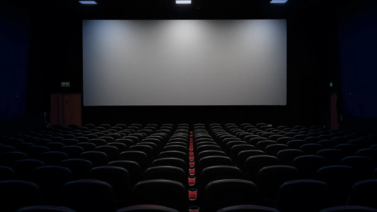 Sinema hasılatı bu yıl 3 milyar 500 milyon lira oldu Sinema hasılatı bu yıl 3 milyar 500 milyon lira oldu