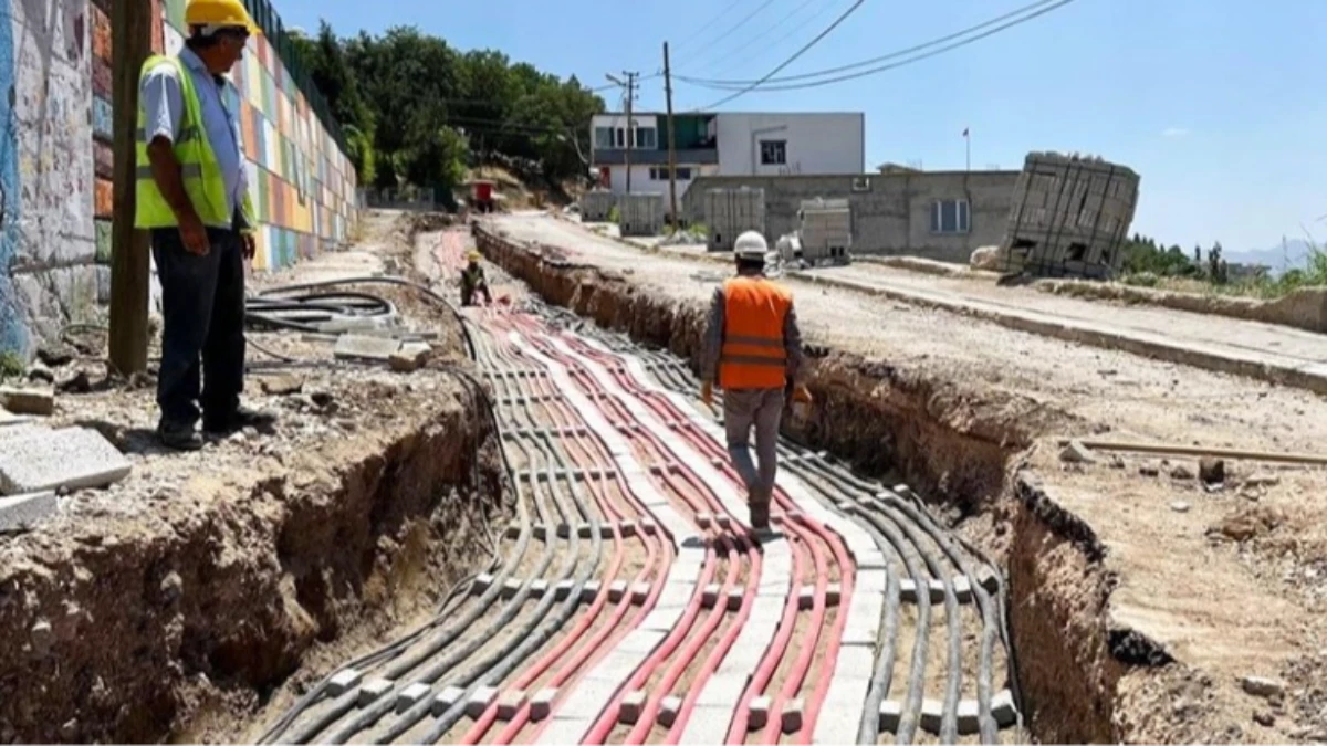 Şırnak'ta 1 milyar liralık enerji yatırımı Şırnak'ta 1 milyar liralık enerji yatırımı