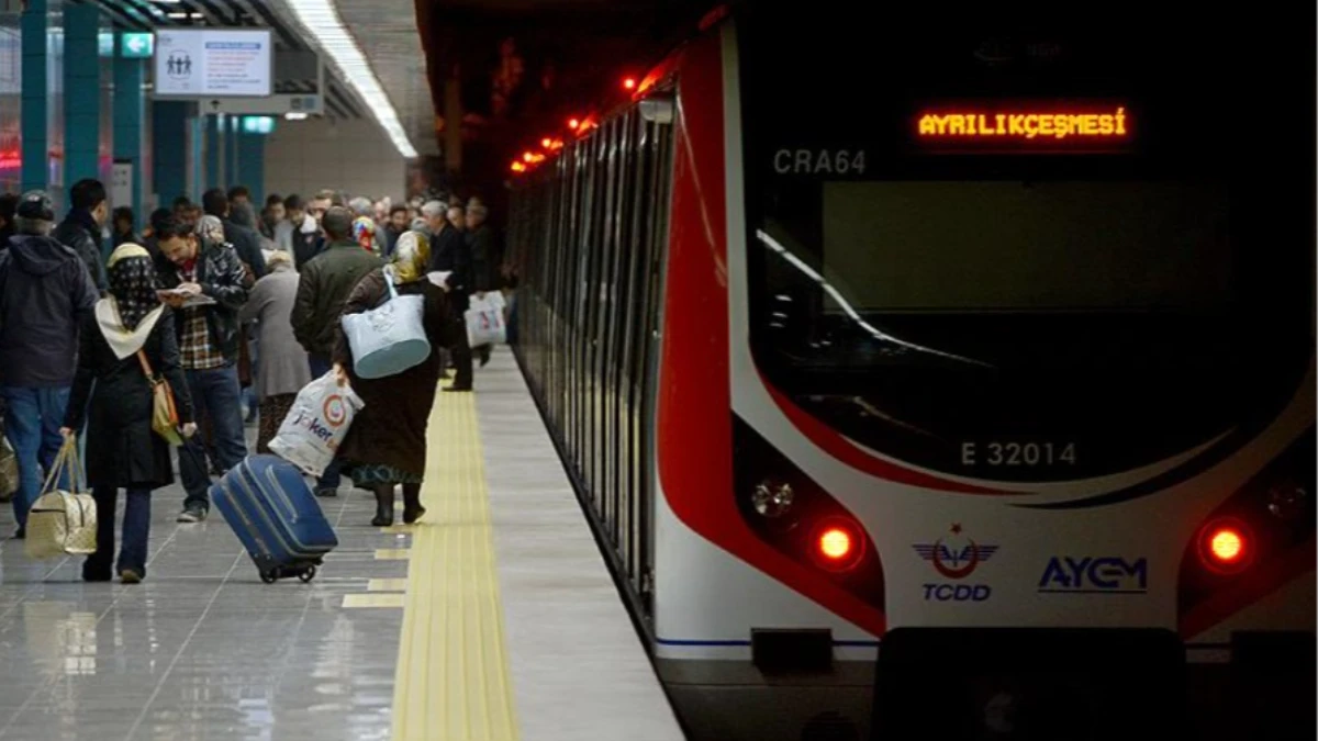 SON DAKİKA: 15 Temmuz’da Marmaray, İZBAN ve Başkentray ücretsiz olacak SON DAKİKA: 15 Temmuz’da Marmaray, İZBAN ve Başkentray ücretsiz olacak
