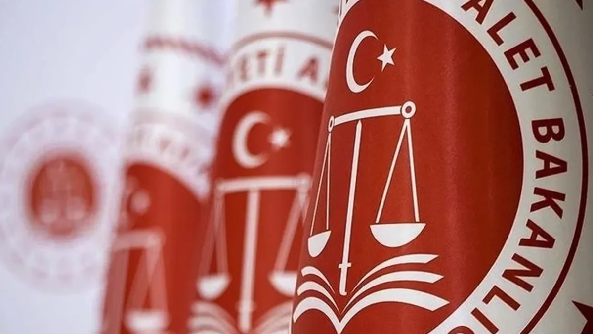 SON DAKİKA: Adalet Bakanlığı’na 20 bin yeni personel alımı yapılacak SON DAKİKA: Adalet Bakanlığı’na 20 bin yeni personel alımı yapılacak