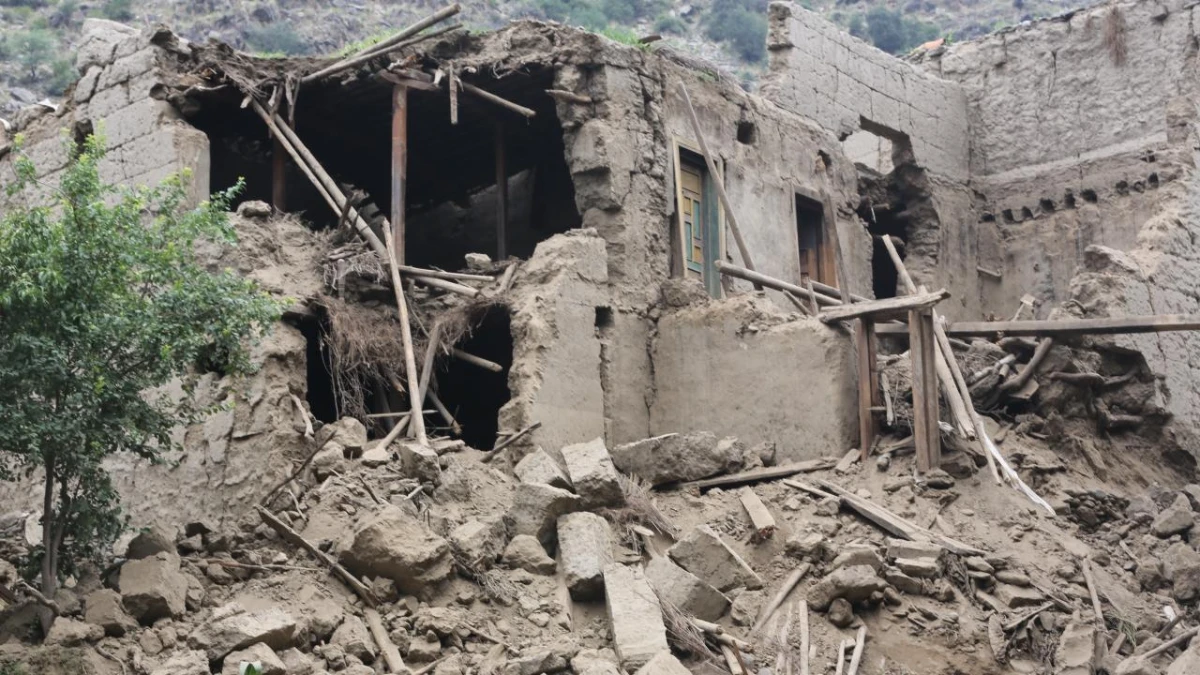 SON DAKİKA: Afganistan'da 5,2 büyüklüğünde yeni bir deprem meydana geldi SON DAKİKA: Afganistan'da 5,2 büyüklüğünde yeni bir deprem meydana geldi
