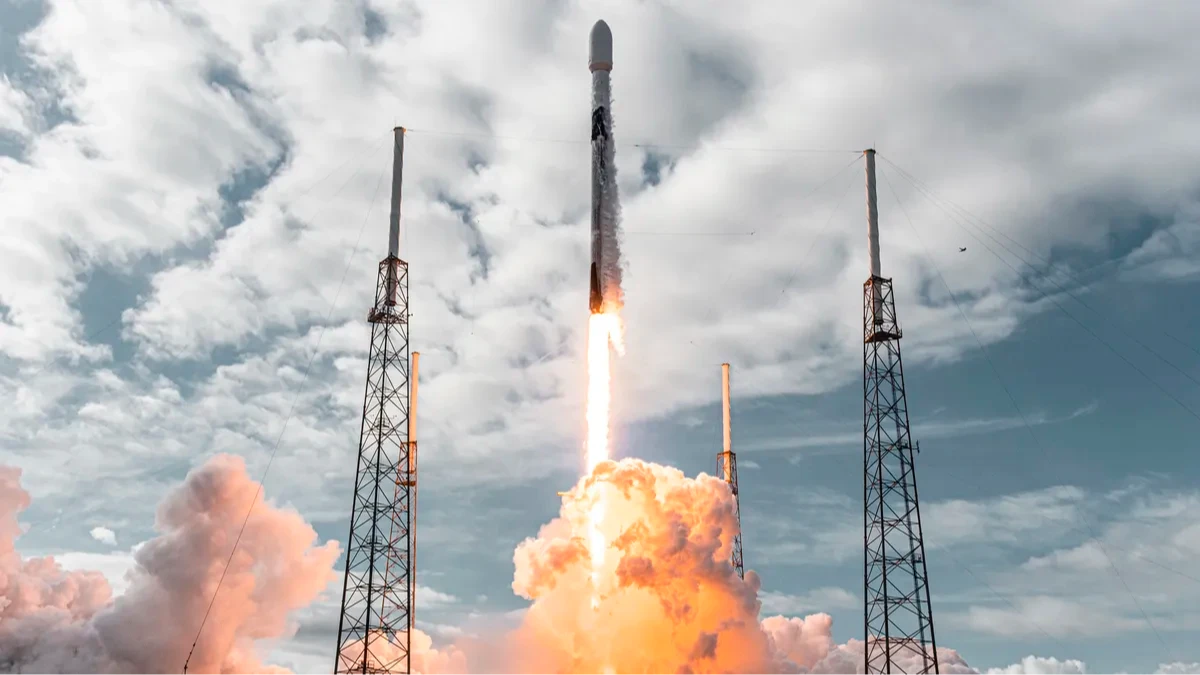 SpaceX’ten tarihi rekor: Kullanılmış roketle 500. kez uzaya çıktı SpaceX’ten tarihi rekor: Kullanılmış roketle 500. kez uzaya çıktı