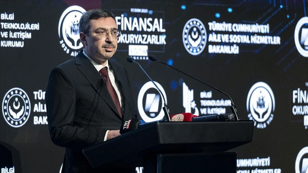 SPK Başkanı Gönül: Kadınların girişimcilik ekosisteminde daha görünür hale gelmesini istiyoruz SPK Başkanı Gönül: Kadınların girişimcilik ekosisteminde daha görünür hale gelmesini istiyoruz