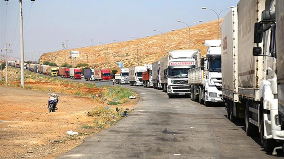 Suriye ile doğrudan taşımacılık dönemi: Aktarmasız nakliye başlıyor Suriye ile doğrudan taşımacılık dönemi: Aktarmasız nakliye başlıyor