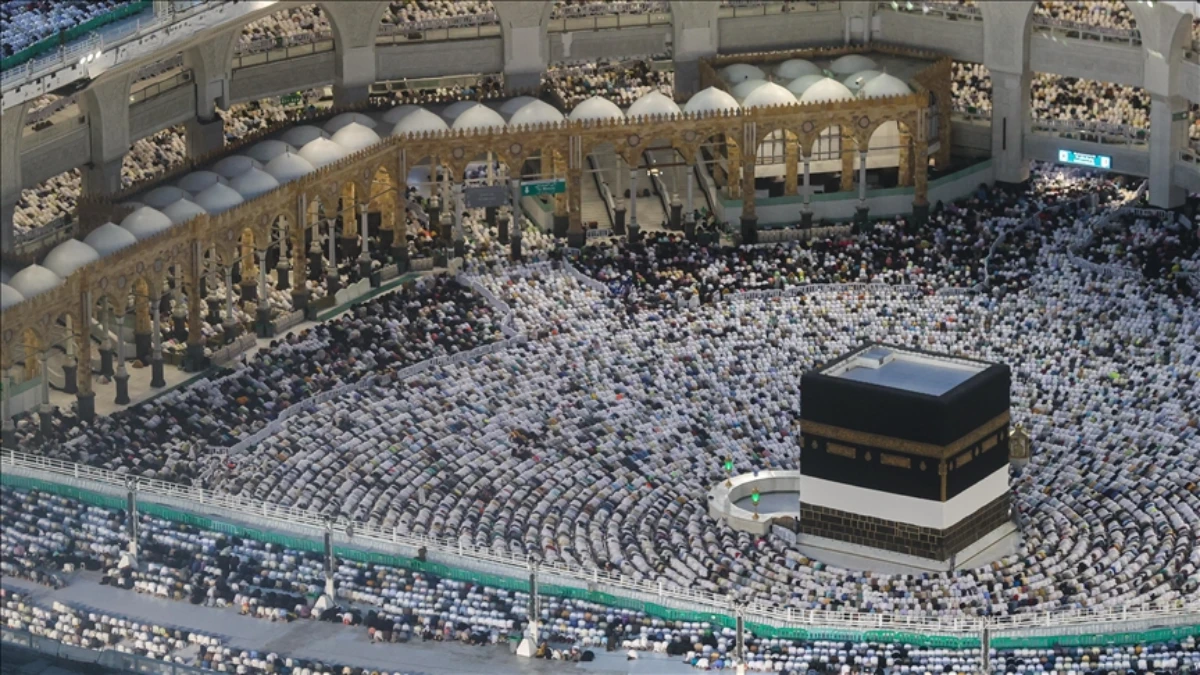 Suudi Arabistan'dan 2026 hac sezonu açıklaması: Hazırlıkların yarısı tamam Suudi Arabistan'dan 2026 hac sezonu açıklaması: Hazırlıkların yarısı tamam