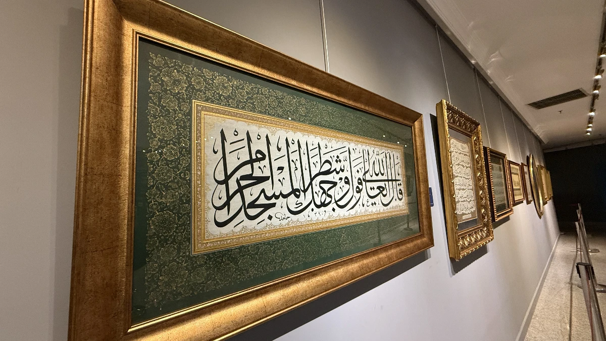 Tarihin Akışında Meşhur Hattatlar sergisi açıldı Tarihin Akışında Meşhur Hattatlar sergisi açıldı