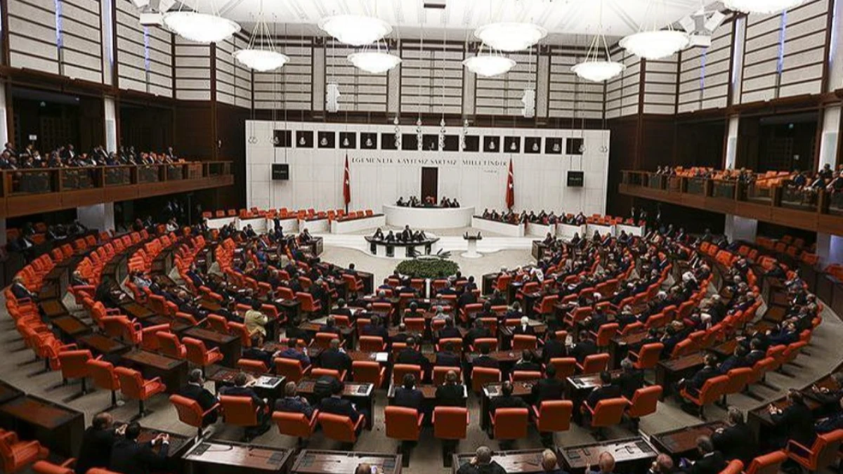 TBMM’de önemli hafta: Aidatlar, tapu ve yapı denetimi düzenlemesi masada TBMM’de önemli hafta: Aidatlar, tapu ve yapı denetimi düzenlemesi masada