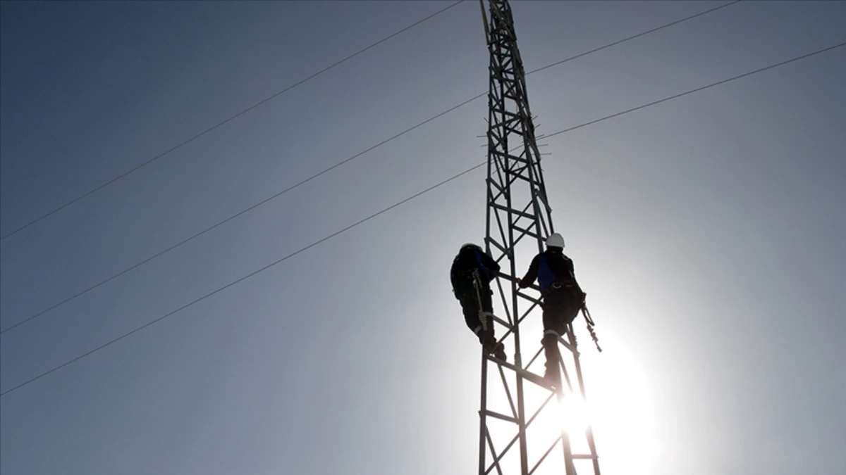 TEDAŞ'tan elektrik dağıtım şirketlerine 'klima yükü' talimatı TEDAŞ'tan elektrik dağıtım şirketlerine 'klima yükü' talimatı