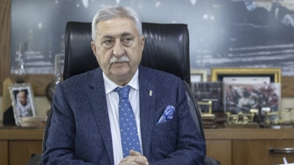TESK Başkanı Bendevi Palandöken yeni e-ithalat kararını değerlendirdi: Piyasada denge sağlanacak TESK Başkanı Bendevi Palandöken yeni e-ithalat kararını değerlendirdi: Piyasada denge sağlanacak